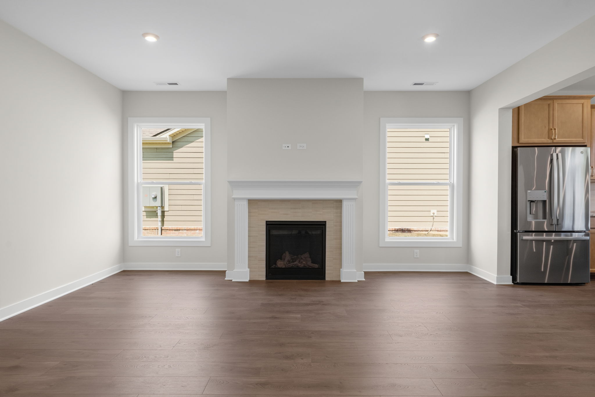 Family room open to the kitchen at 9312 Woodgate Circle in Alvaton, KY