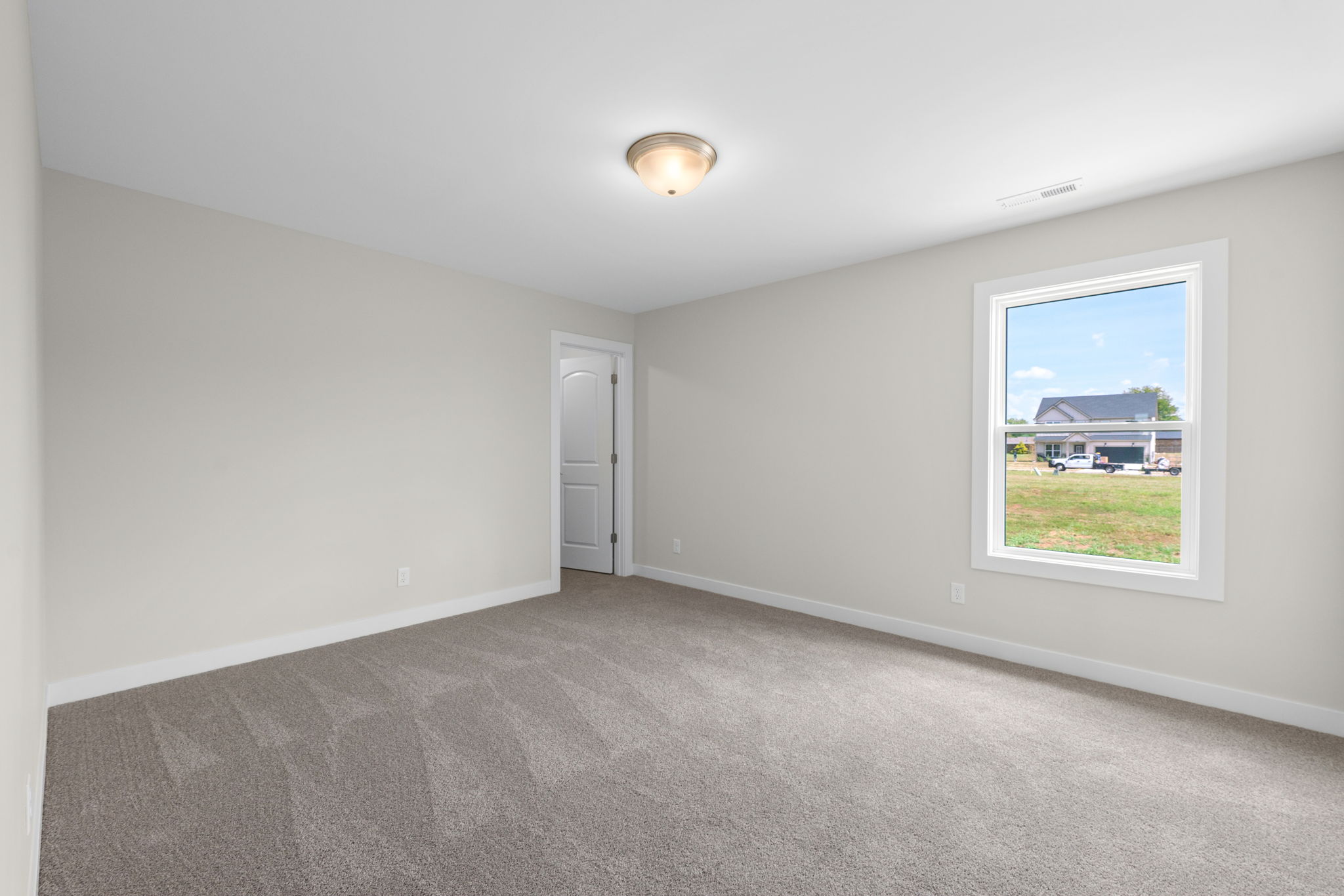Upstairs bedroom four at 9312 Woodgate Circle in Alvaton, KY